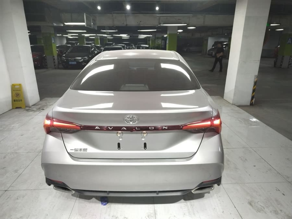 豐田 亞洲龍  2022款 2.0L 豪華版圖片