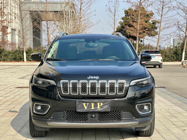 Jeep 自由光  2019款 2.0T 四驱探享版 国VI