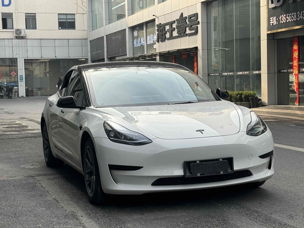 特斯拉 Model Y  2022款 改款 后輪驅(qū)動(dòng)版圖片