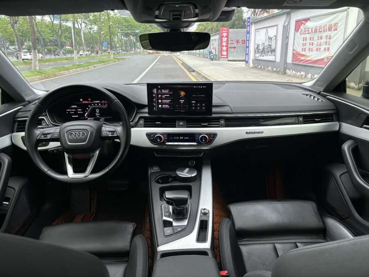 奧迪 奧迪A5  2023款 Sportback 45 TFSI quattro 臻選動感型圖片