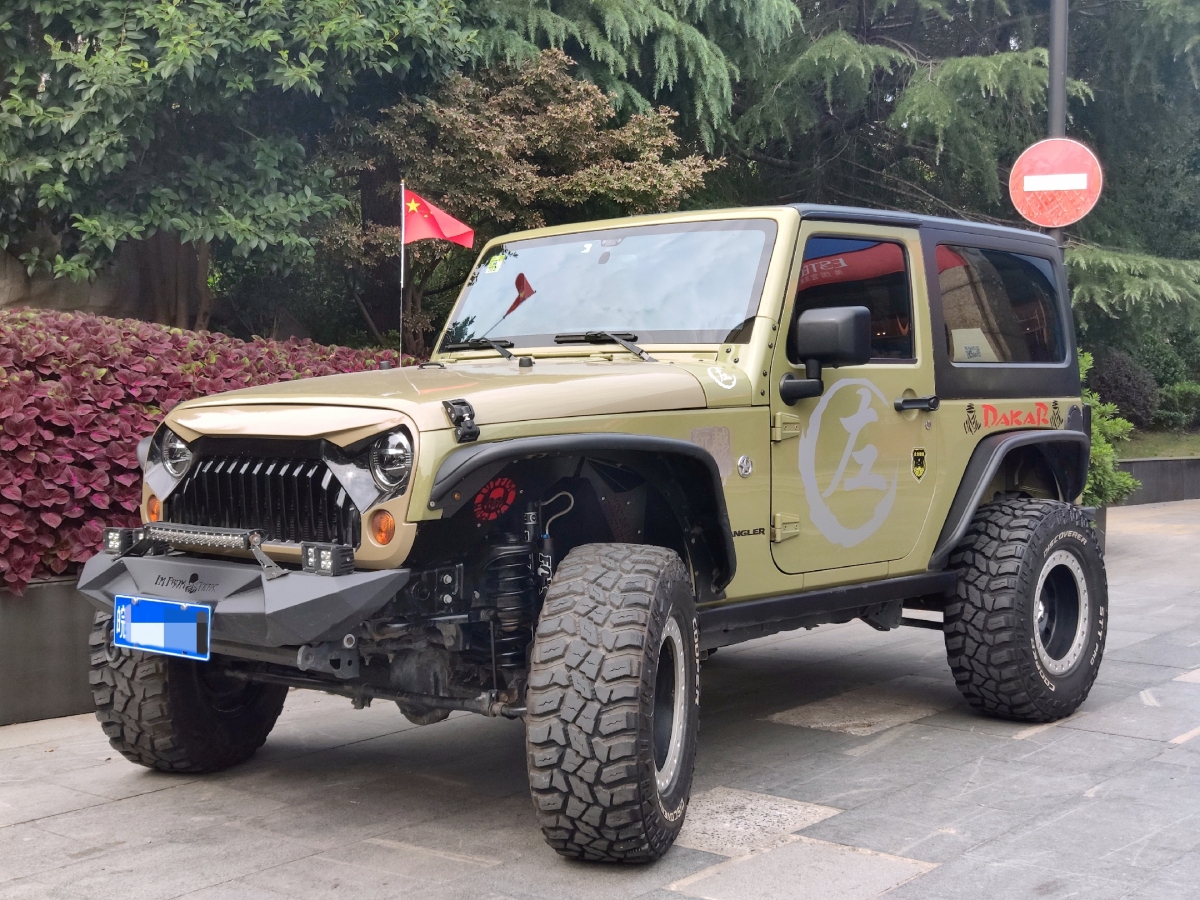 【上海】2014年1月 jeep 牧馬人 2013款 3.6l rubicon 兩門版 自動檔