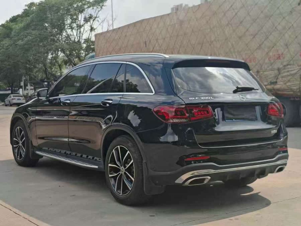 奔馳 奔馳GLC  2018款 改款 GLC 300 4MATIC 動感型圖片