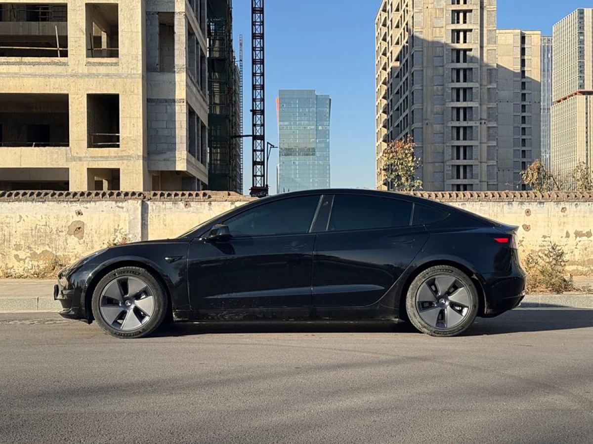 特斯拉 Model Y  2022款 改款 后輪驅(qū)動版圖片