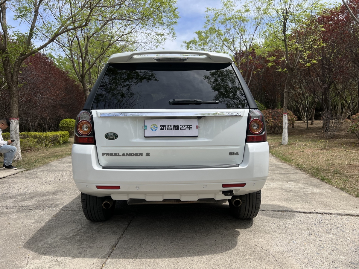 路虎 神行者2  2013款 2.0T Si4 SE汽油版圖片