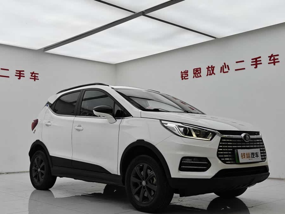 比亞迪 元新能源  2018款 EV360 智聯(lián)炫酷型圖片