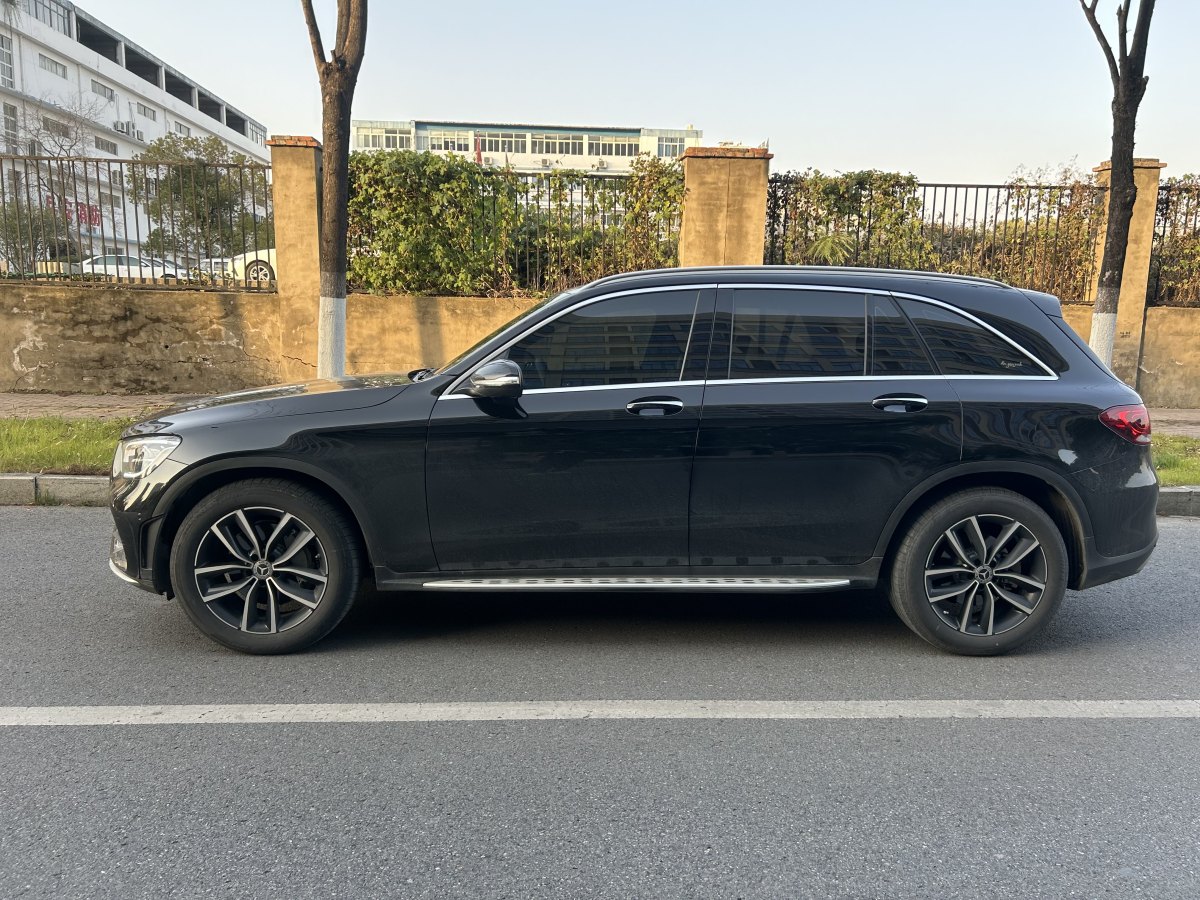 奔馳 奔馳GLC  2018款 改款 GLC 300 4MATIC 動感型圖片