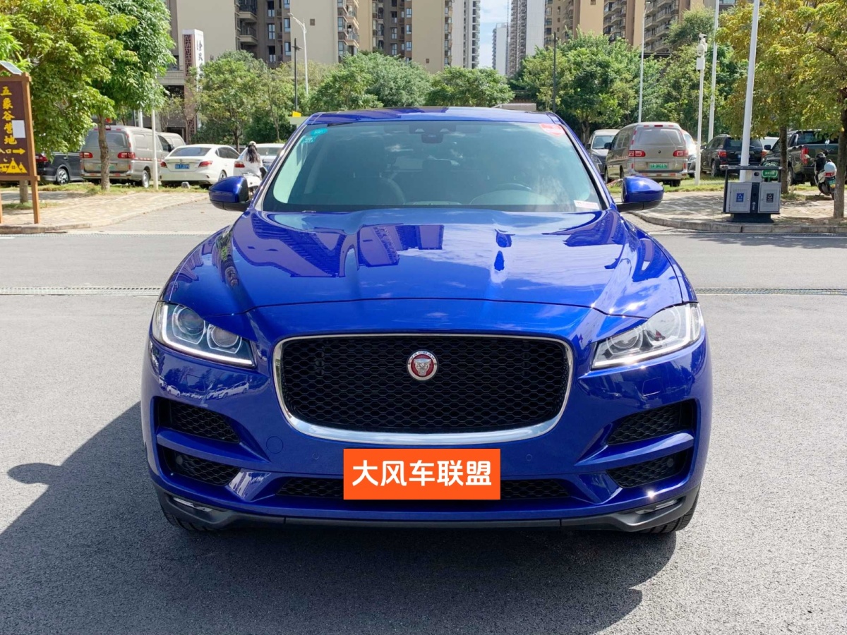 捷豹 F-PACE  2019款 2.0T 四驅(qū)都市尊享版圖片