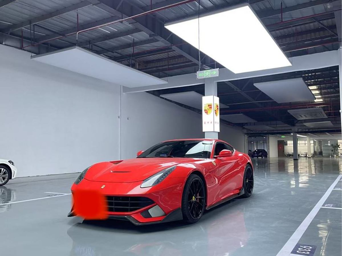 法拉利 F12berlinetta  2013款 6.3L 標(biāo)準(zhǔn)型圖片