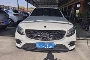 奔驰GLC 奔驰 改款 GLC 260 4MATIC 轿跑SUV