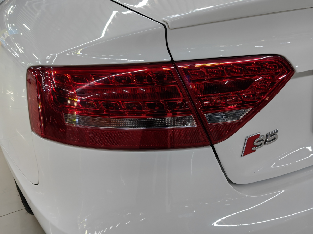 奧迪 奧迪S5  2012款 S5 3.0T Sportback圖片