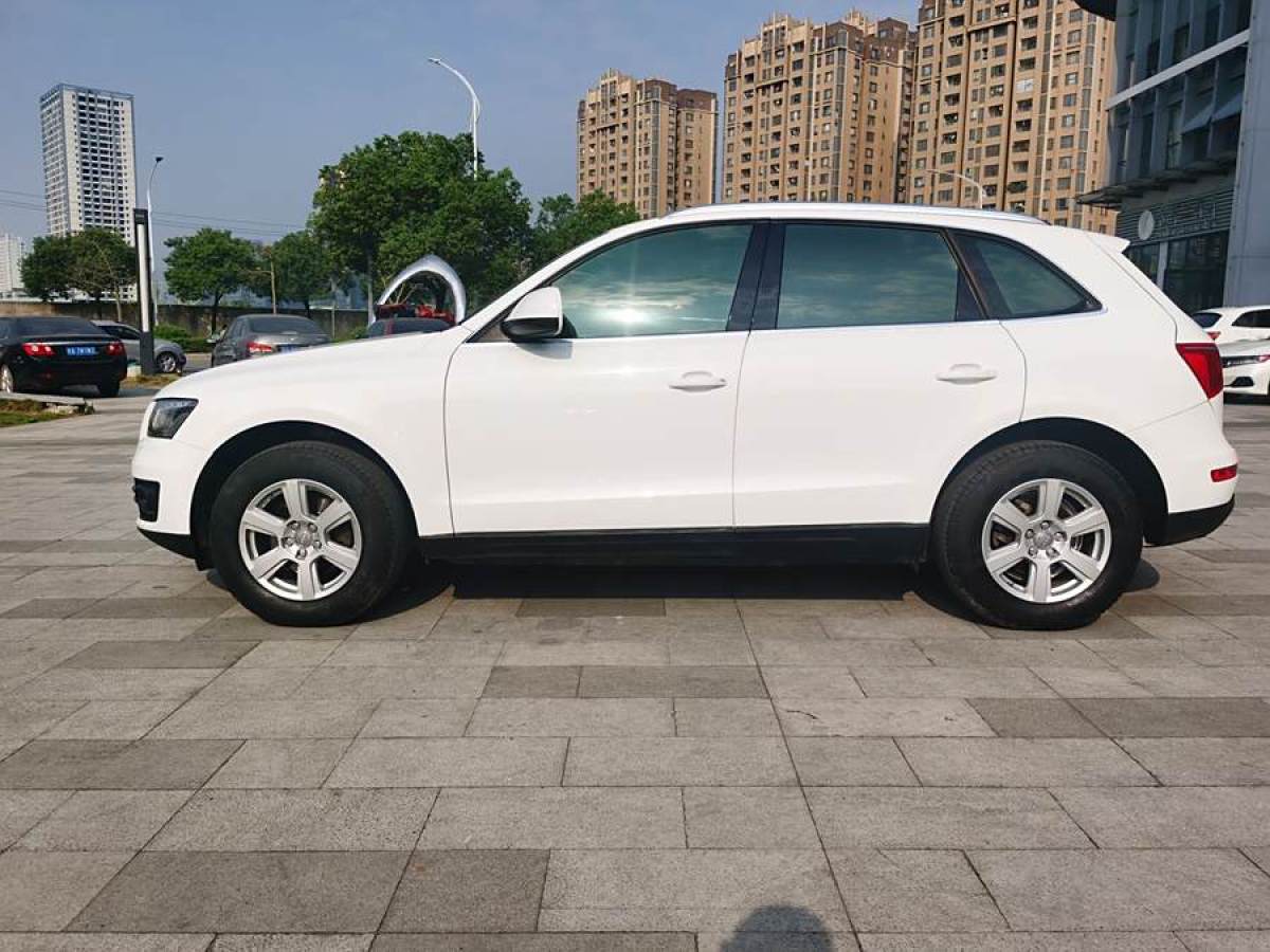 奧迪 奧迪Q5  2012款 2.0TFSI 進(jìn)取型圖片