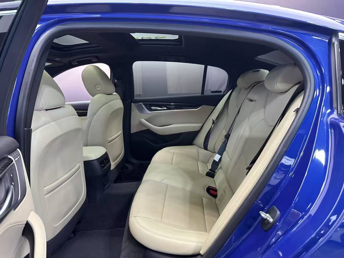 凱迪拉克 XT5  2020款  28T 四驅(qū)豪華型圖片