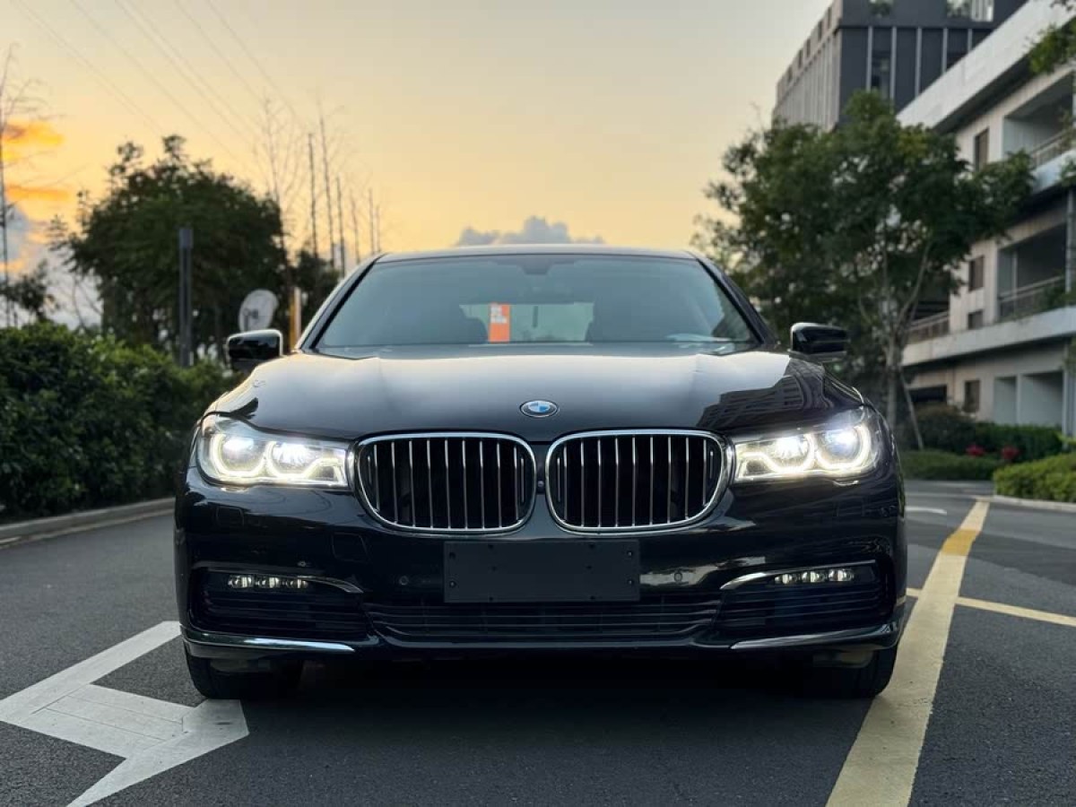 寶馬 寶馬7系  2016款 740Li 領(lǐng)先型圖片