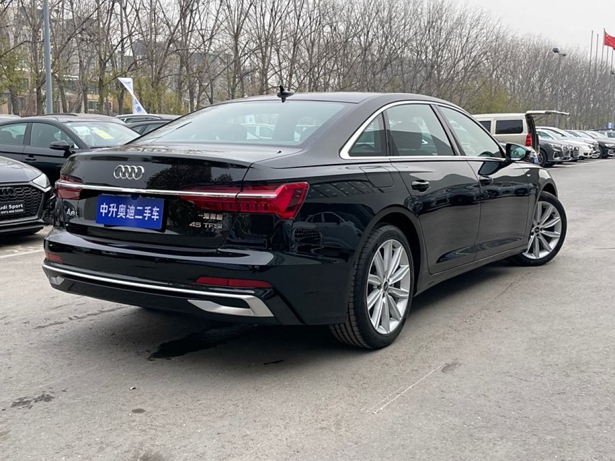 奧迪 奧迪A6L  2024款 45 TFSI 臻選動(dòng)感型圖片