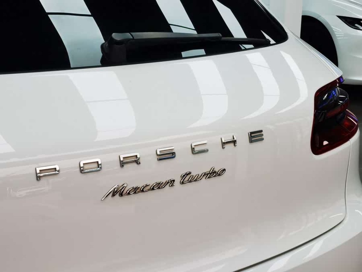 保時(shí)捷 Macan  2014款 Macan Turbo 3.6T圖片