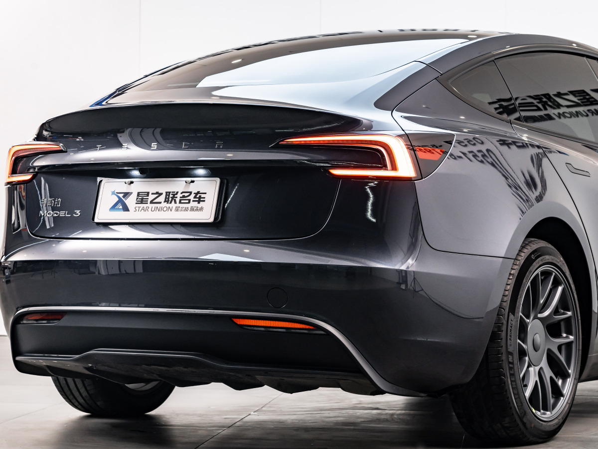 特斯拉 Model Y  2023款 后輪驅(qū)動版圖片