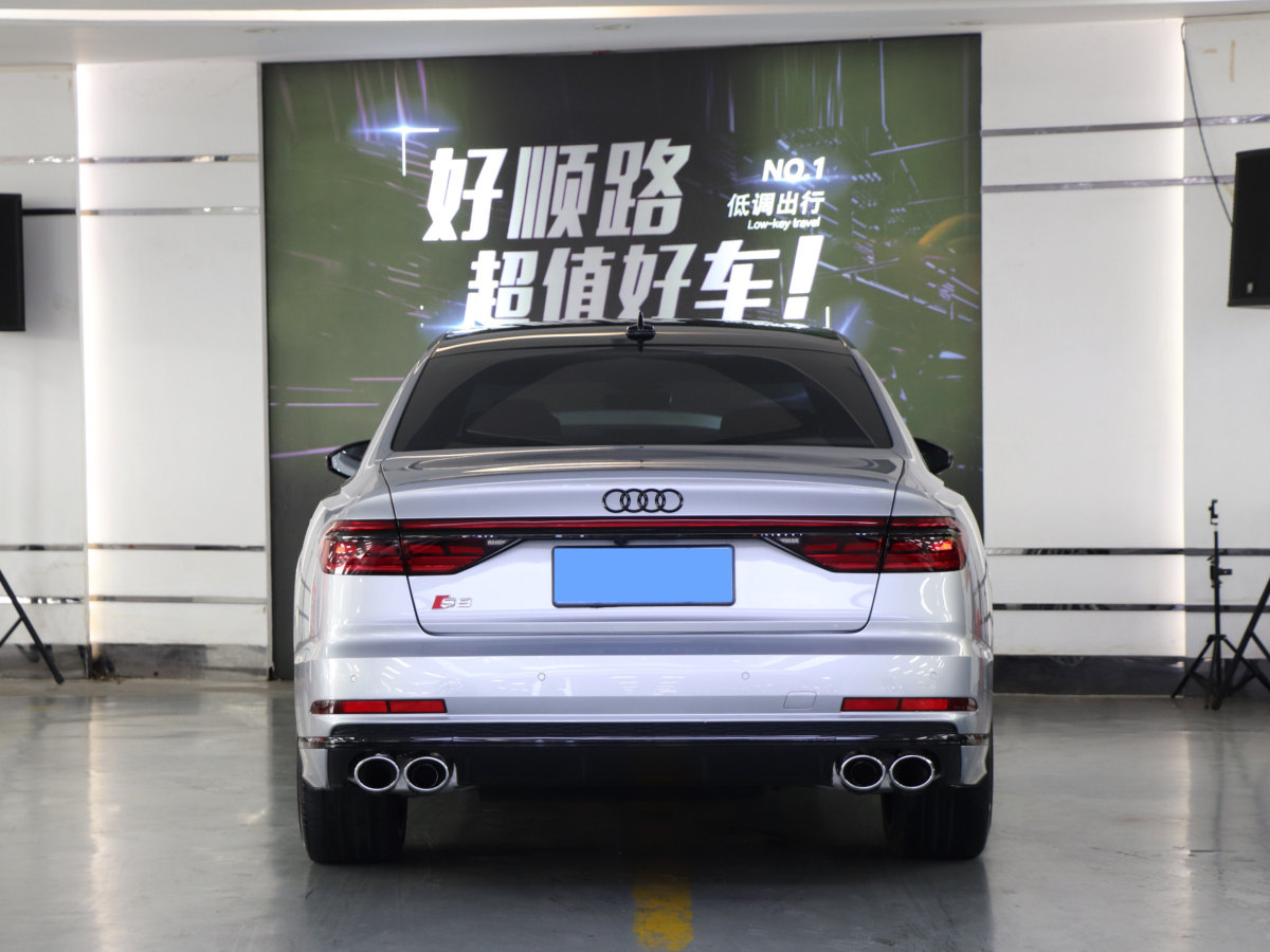 奧迪 奧迪S8  2023款 S8L 4.0TFSI quattro圖片