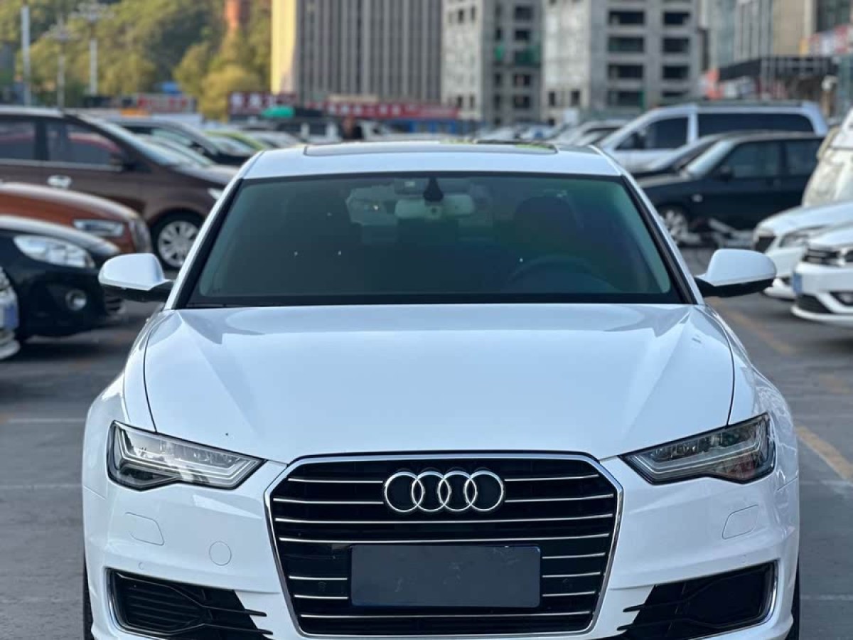 奧迪 奧迪A4L  2018款 30周年年型 30 TFSI 進(jìn)取型圖片