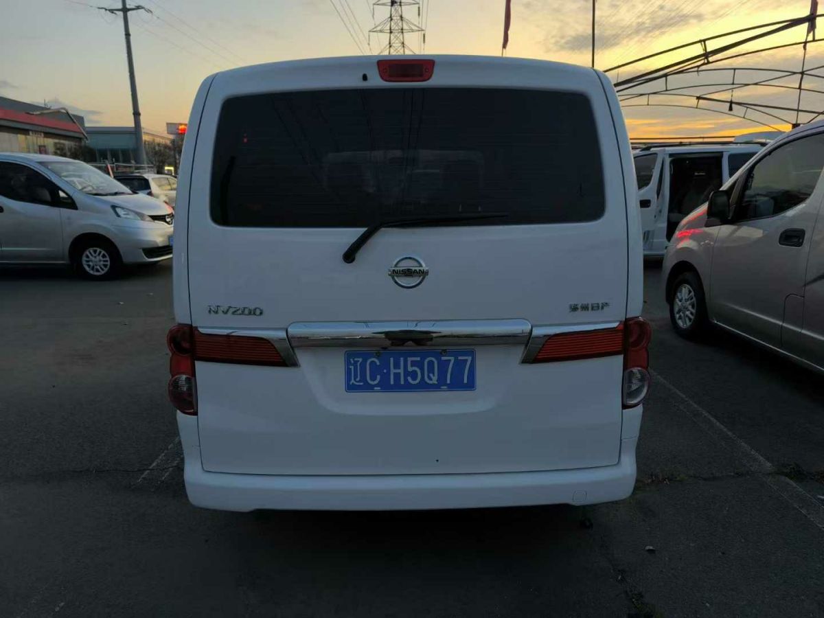 日產(chǎn) NV200  2013款 1.6L 尊貴型 國IV圖片