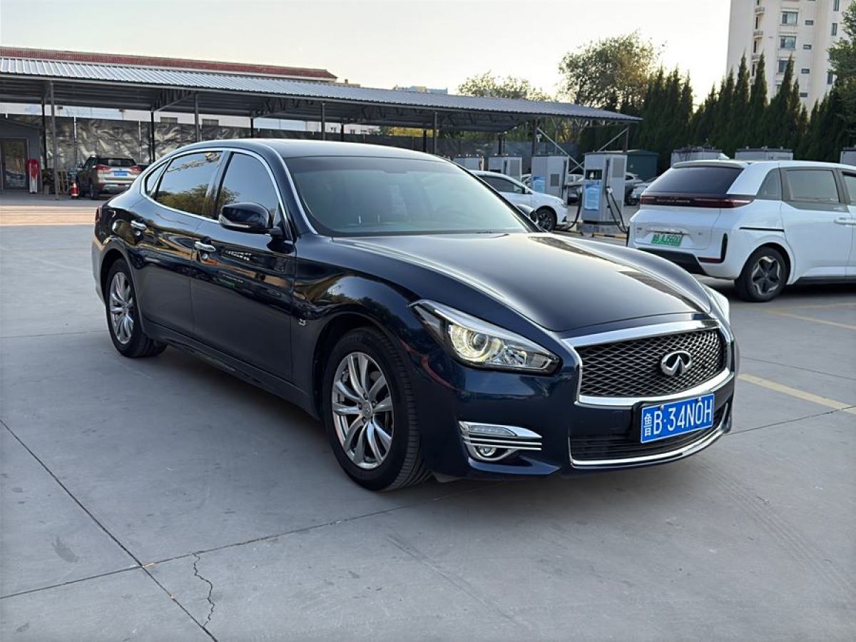 2019年2月英菲尼迪 Q70  2017款 Q70L 2.5L 精英版