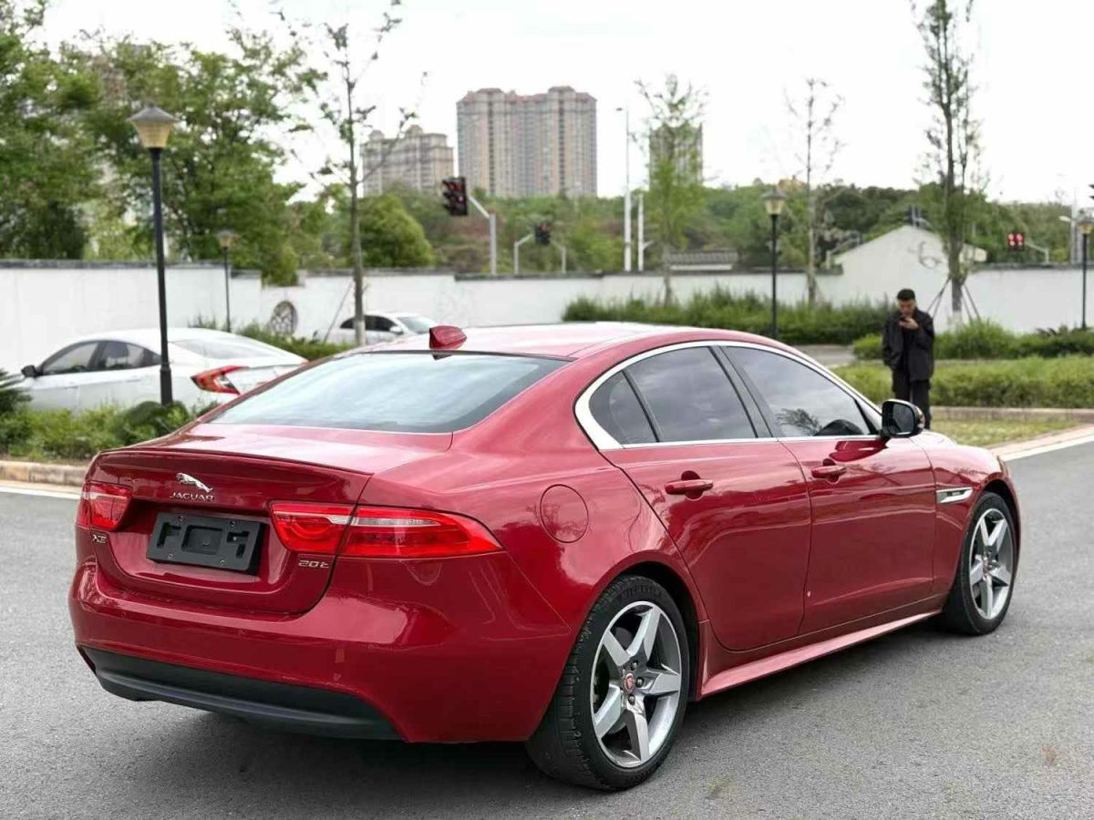 捷豹 XE  2017款 2.0T 200PS R-Sport圖片
