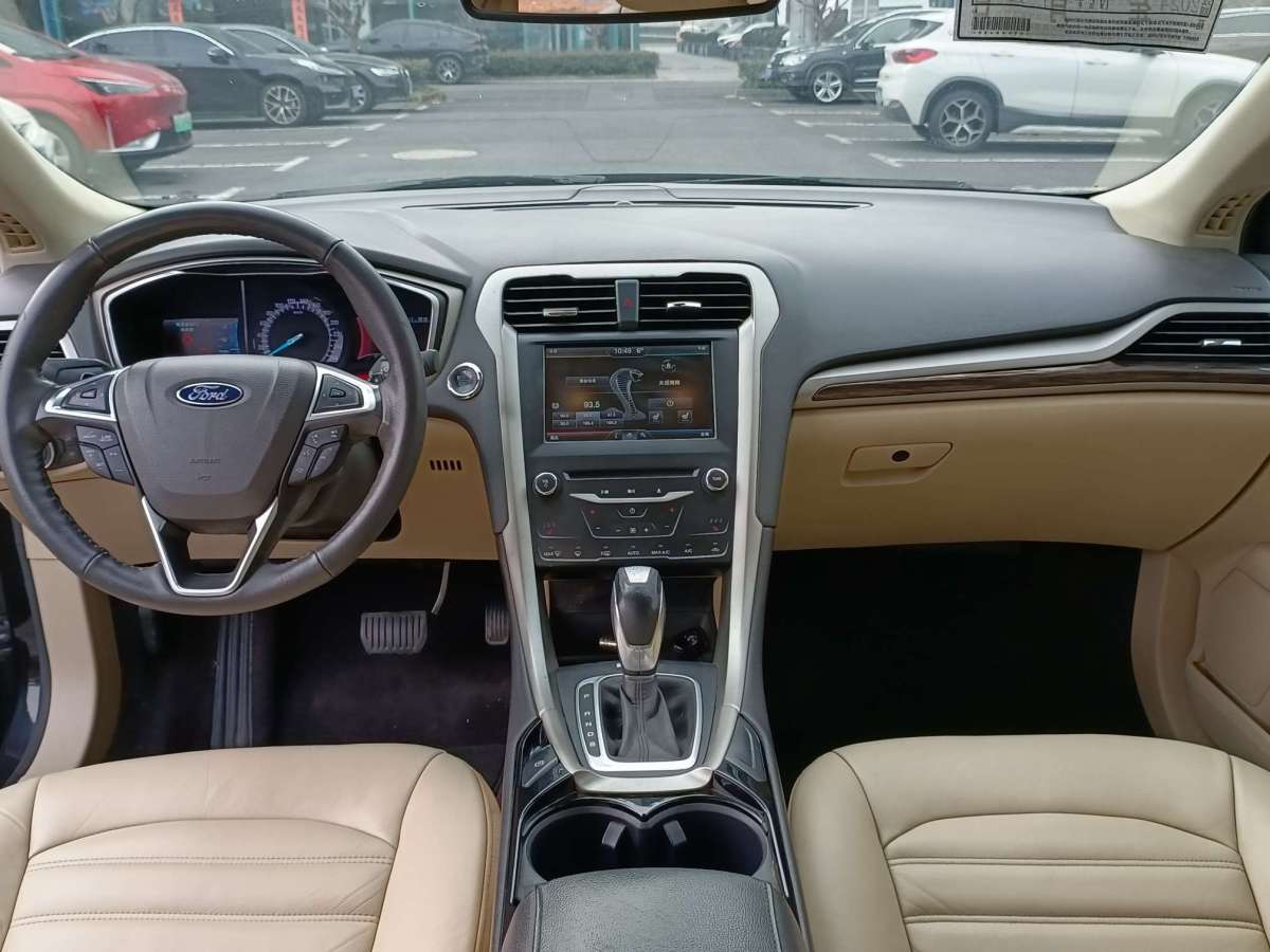 福特 蒙迪欧  2013款 2.0L GTDi200豪华型图片
