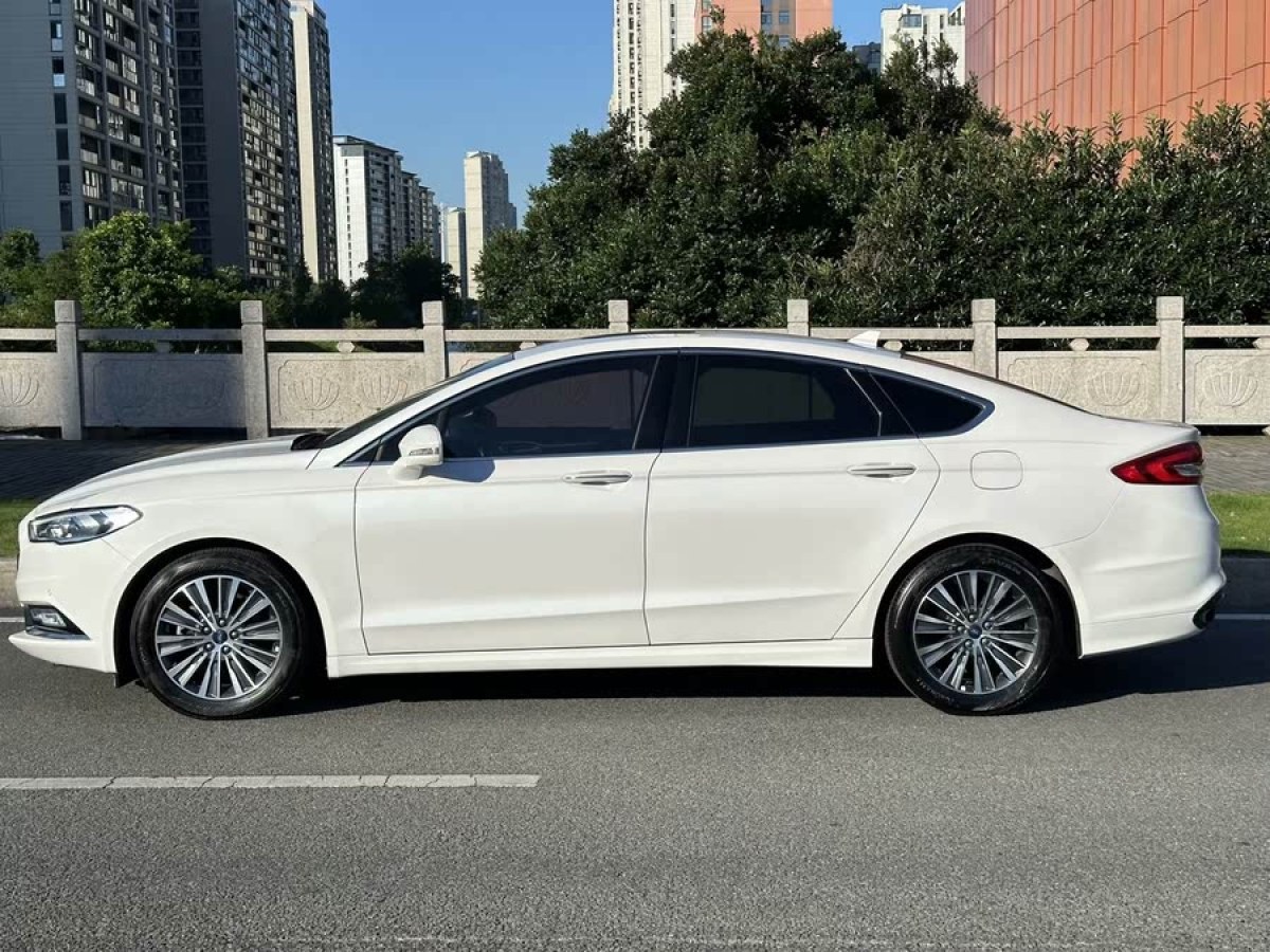 福特 蒙迪歐  2017款 改款 EcoBoost 180 豪華型圖片