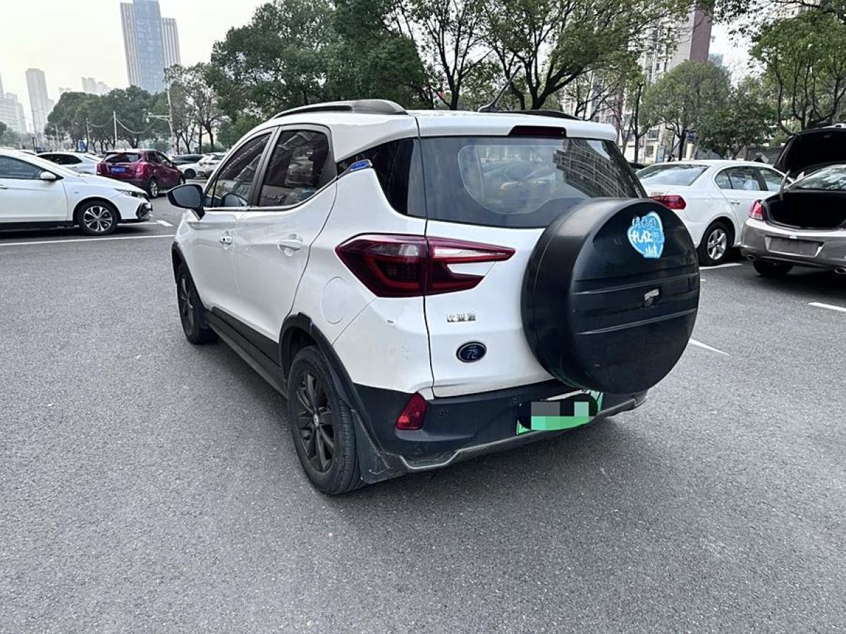 比亞迪 元新能源  2018款 EV360 智聯(lián)炫酷型圖片