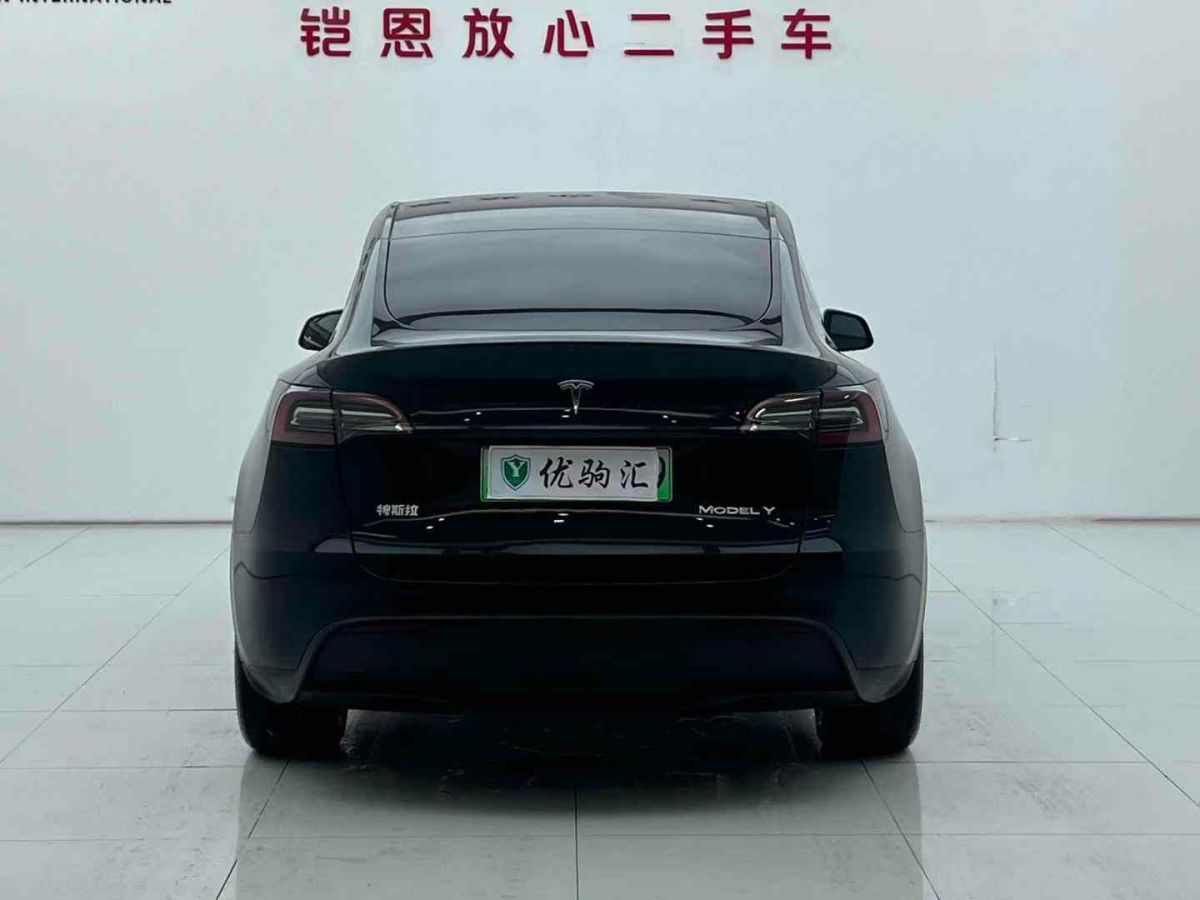 特斯拉 Model S  2023款 三電機(jī)全輪驅(qū)動(dòng) Plaid版圖片