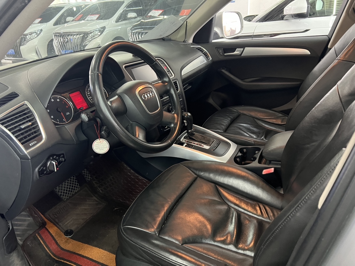 奧迪 奧迪Q5  2011款 2.0TFSI 技術(shù)型圖片