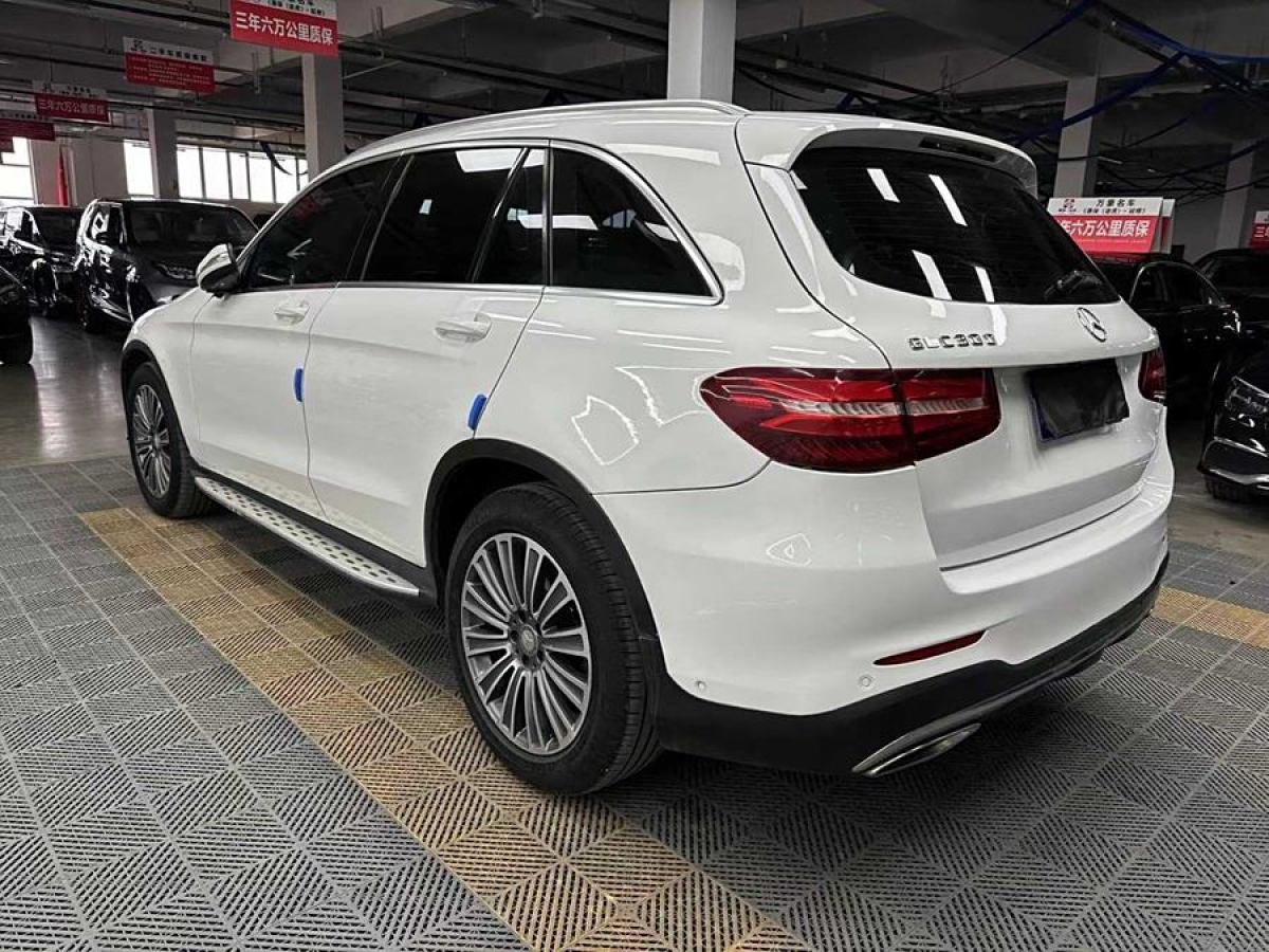 2016年10月奔馳 奔馳GLC  2016款 GLC 260 4MATIC 動(dòng)感型