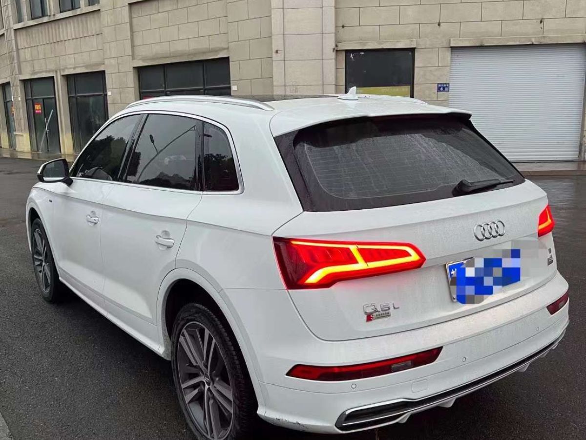 奧迪 奧迪q3 2020款 35 tfsi 時尚動感型圖片