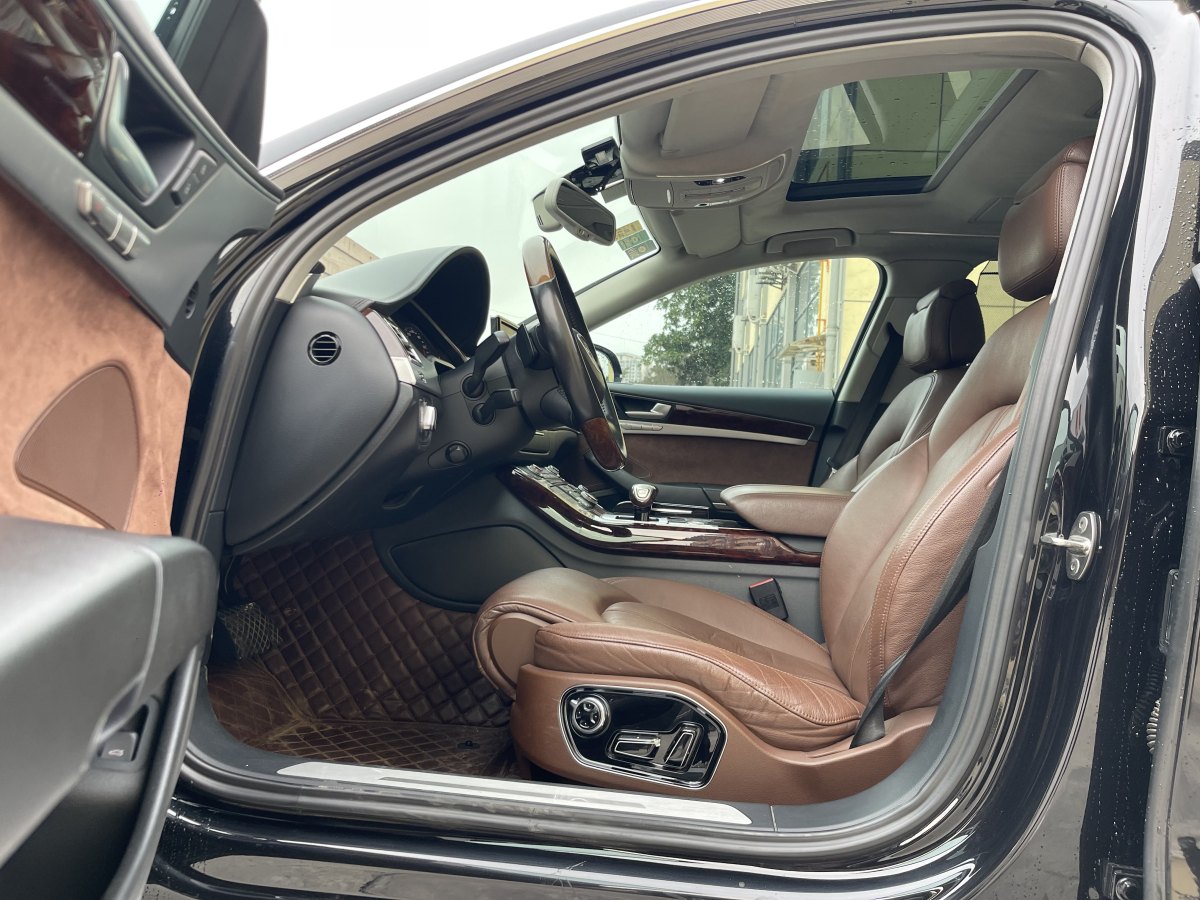 奧迪 奧迪A8  2012款 A8L 45 TFSI quattro豪華型圖片