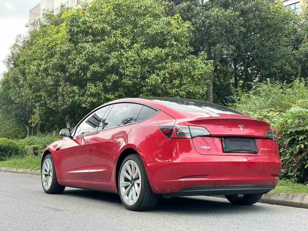 2023年1月特斯拉 Model S  2023款 三電機(jī)全輪驅(qū)動(dòng) Plaid版