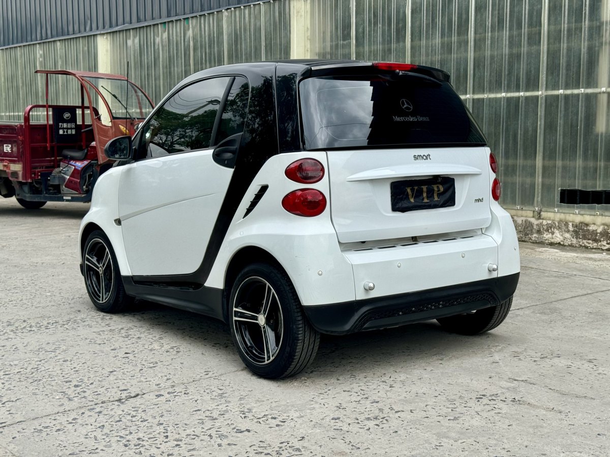 2013年8月smart fortwo  2013款 1.0 MHD 硬頂城市游俠特別版