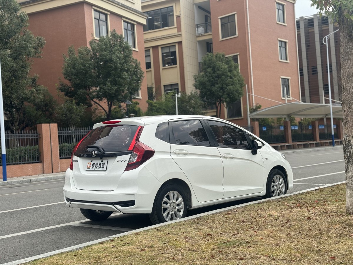 本田 飛度  2018款 1.5L CVT舒適天窗版圖片