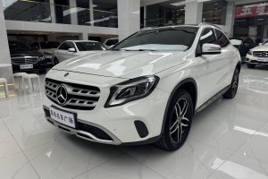 奔馳GLA 奔馳 GLA 200 時(shí)尚型