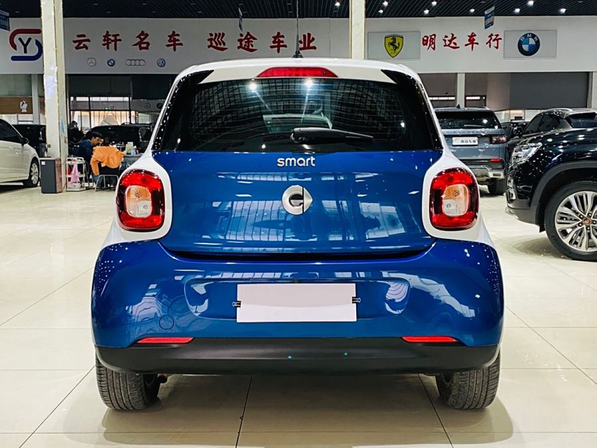 smart forfour  2018款 1.0L 52千瓦靈動版圖片