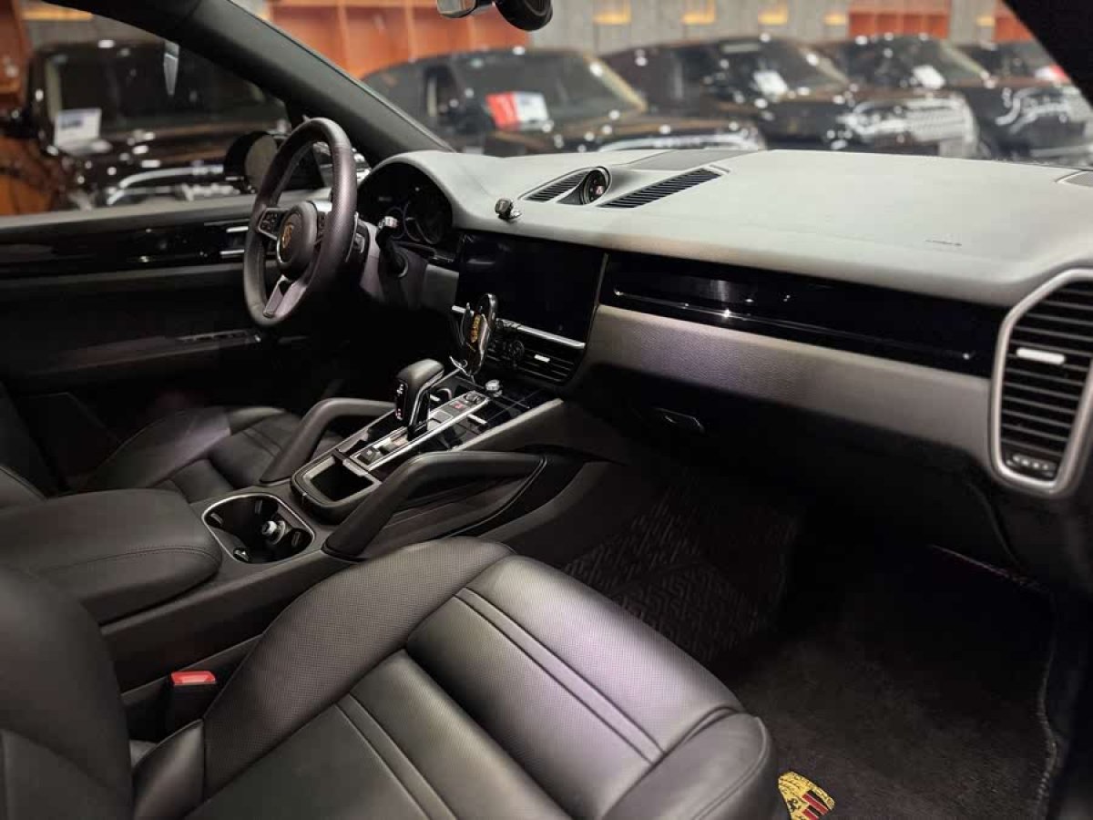 保時(shí)捷 Cayenne  2019款 Cayenne 3.0T圖片