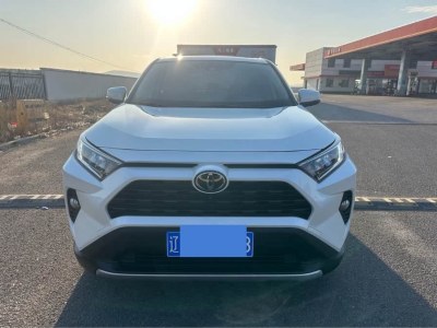 2021年3月 豐田 RAV4榮放 2.0L CVT兩驅(qū)風(fēng)尚PLUS版圖片