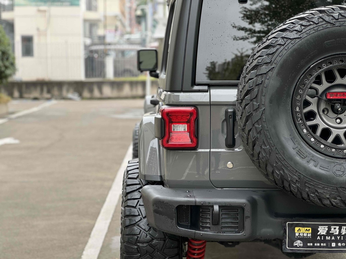 Jeep 牧馬人  2019款 2.0T Sahara 四門版 國VI圖片