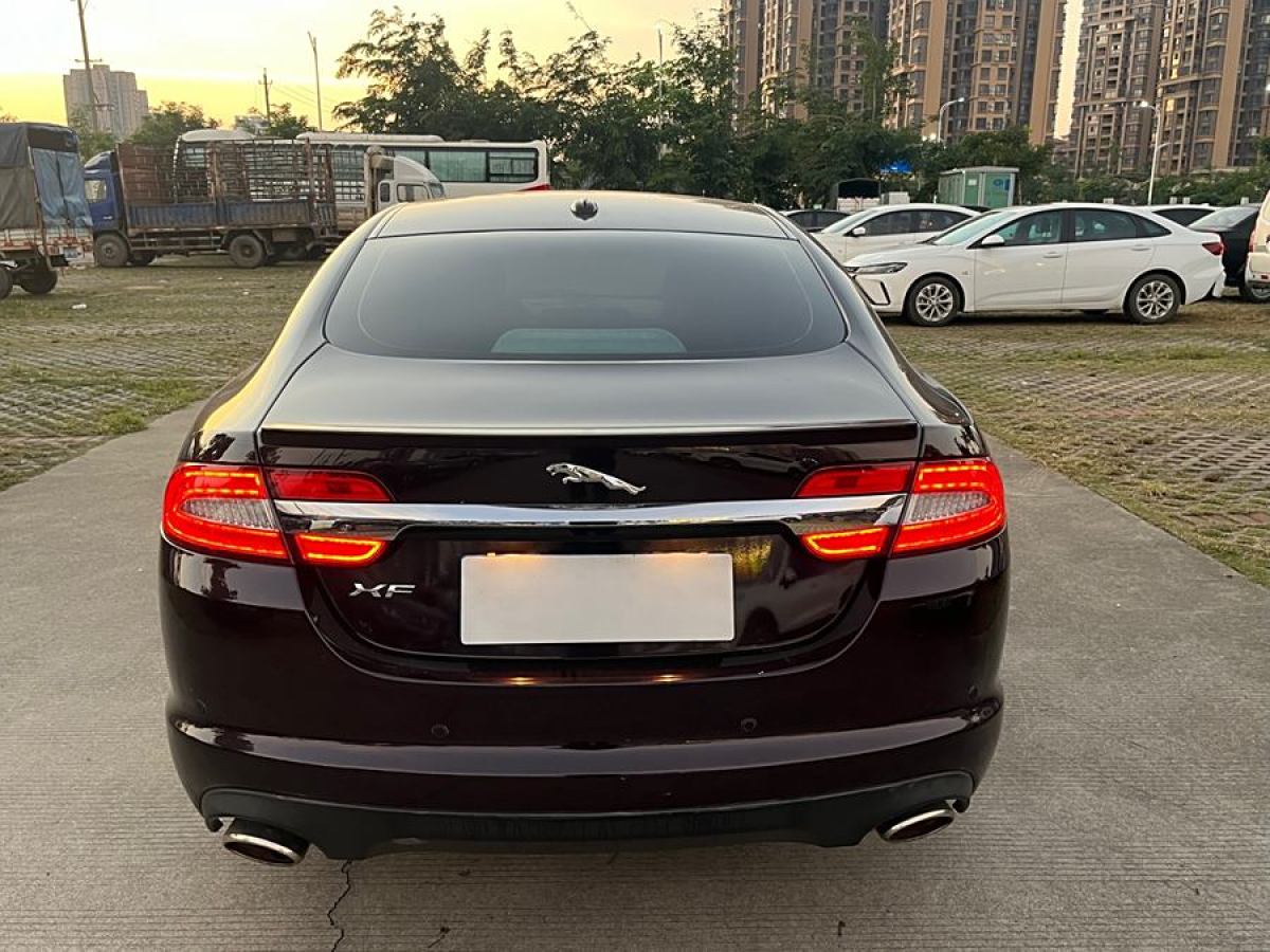 捷豹 XF  2009款 XF 3.0L V6豪華版圖片