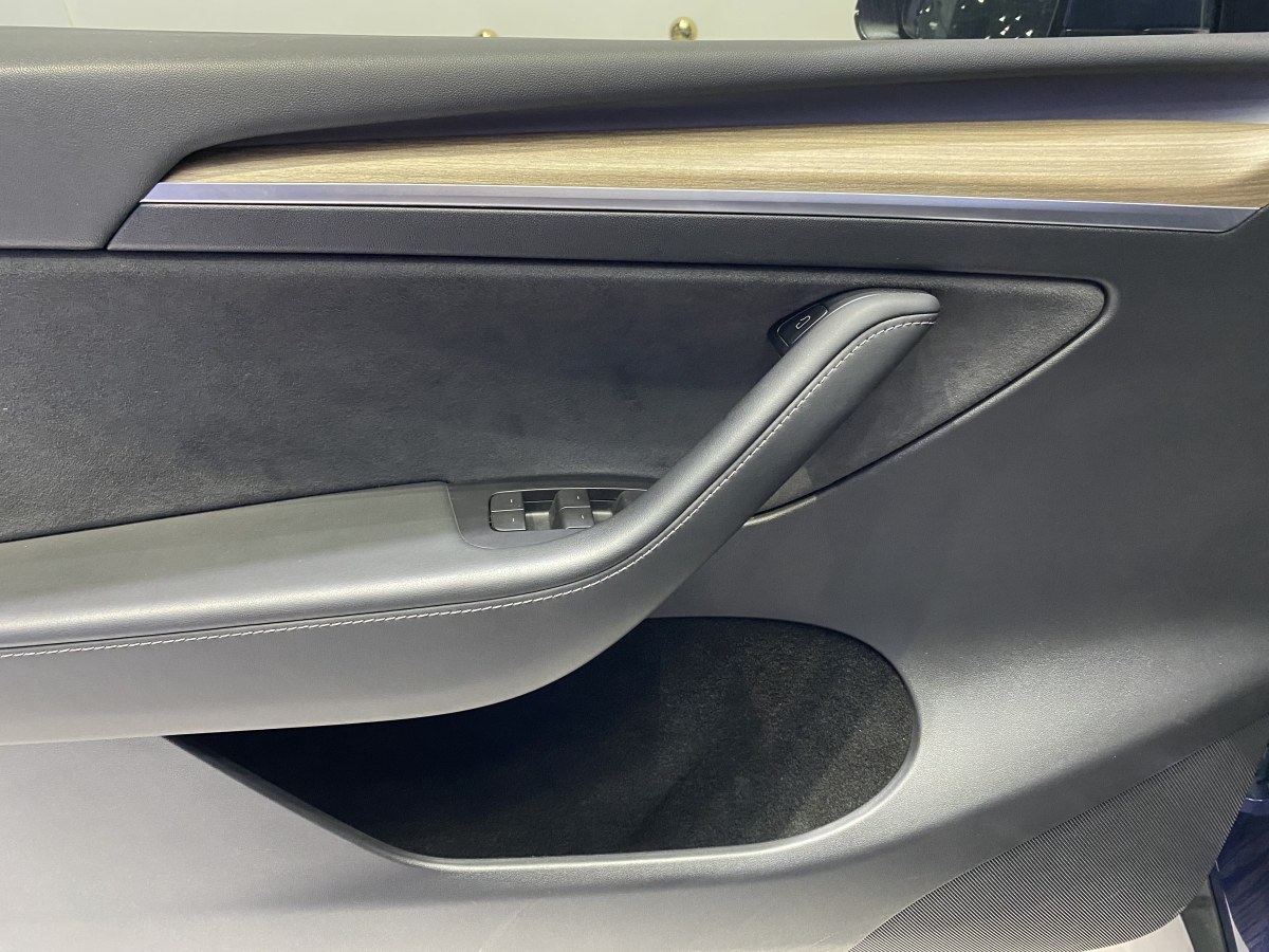 特斯拉 Model Y  2021款 長(zhǎng)續(xù)航全輪驅(qū)動(dòng)版 3D7圖片