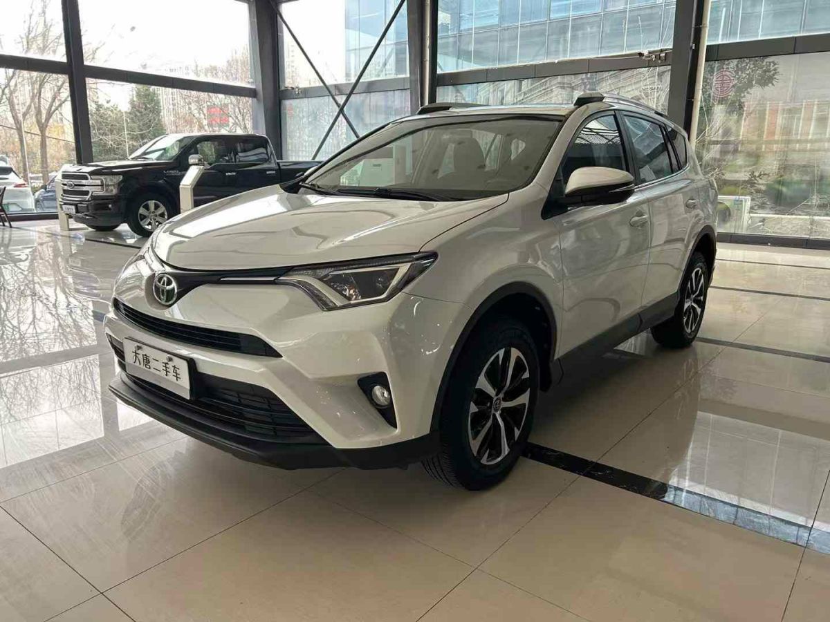 豐田 RAV4榮放  2018款 2.0L CVT兩驅(qū)風尚X版圖片