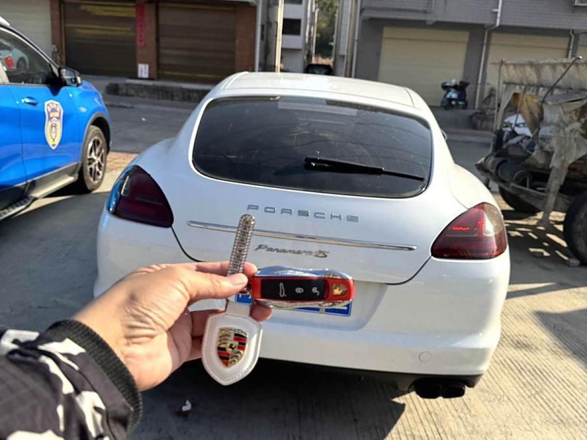 保時(shí)捷 Panamera  2010款 Panamera 4S 4.8L圖片