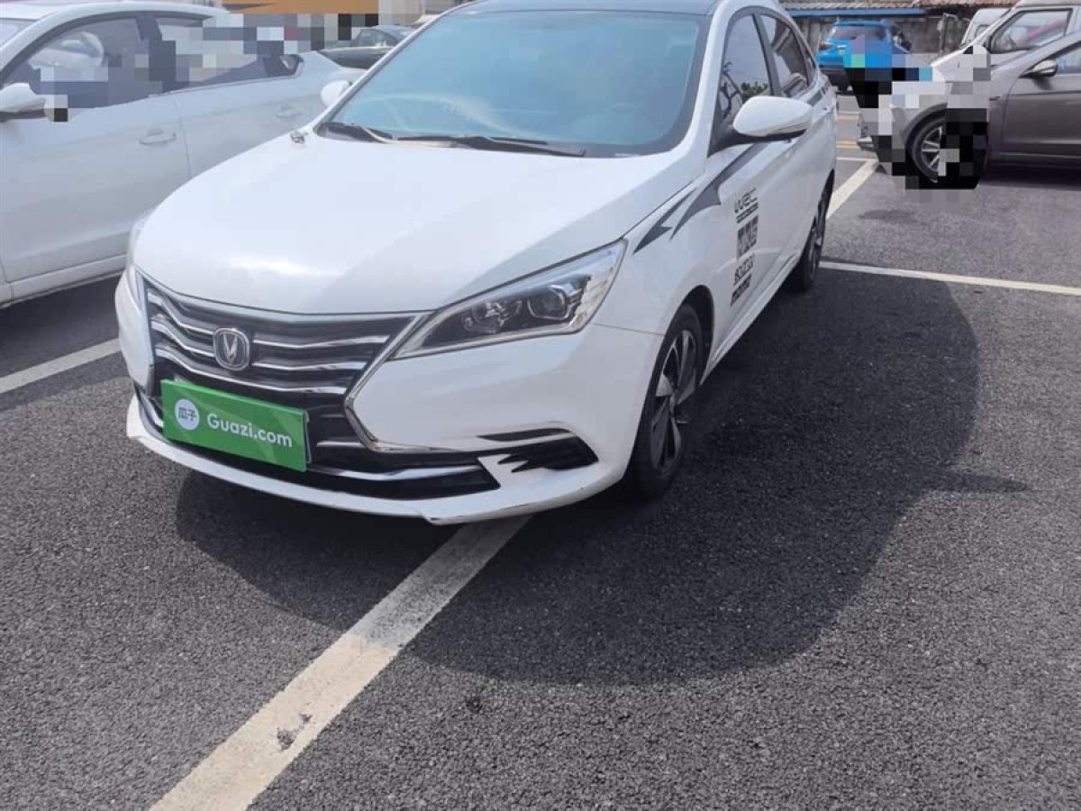 長(zhǎng)安 逸動(dòng)DT  2018款 1.6L 手動(dòng)尊享型圖片