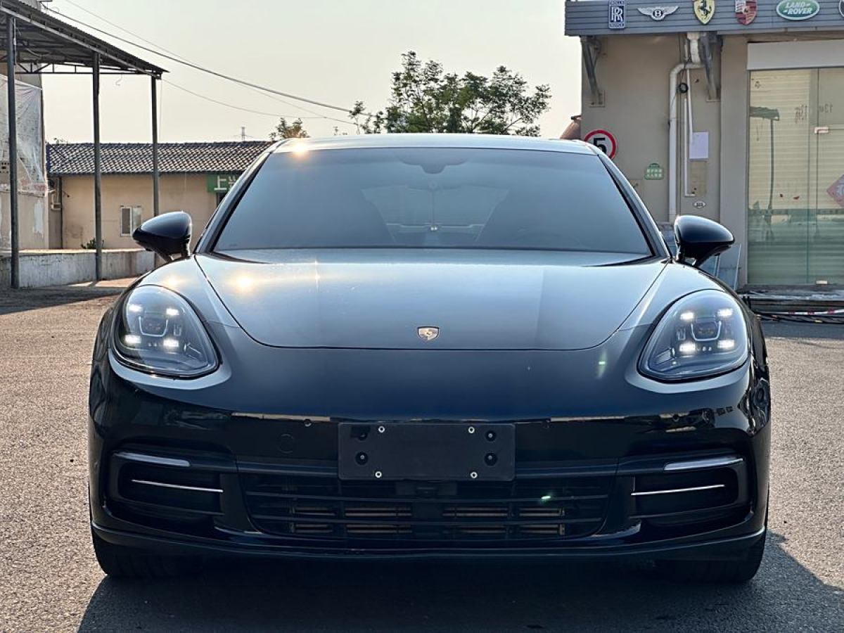 2019年3月保時捷 Panamera  2017款 Panamera 行政加長版 3.0T