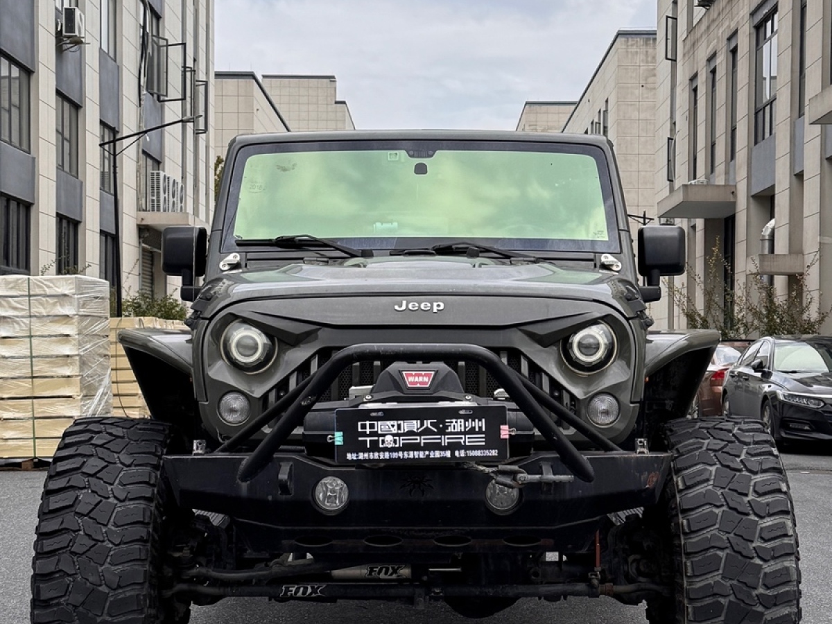 2016年1月Jeep 牧馬人  2017款 3.6L Rubicon 四門舒享版