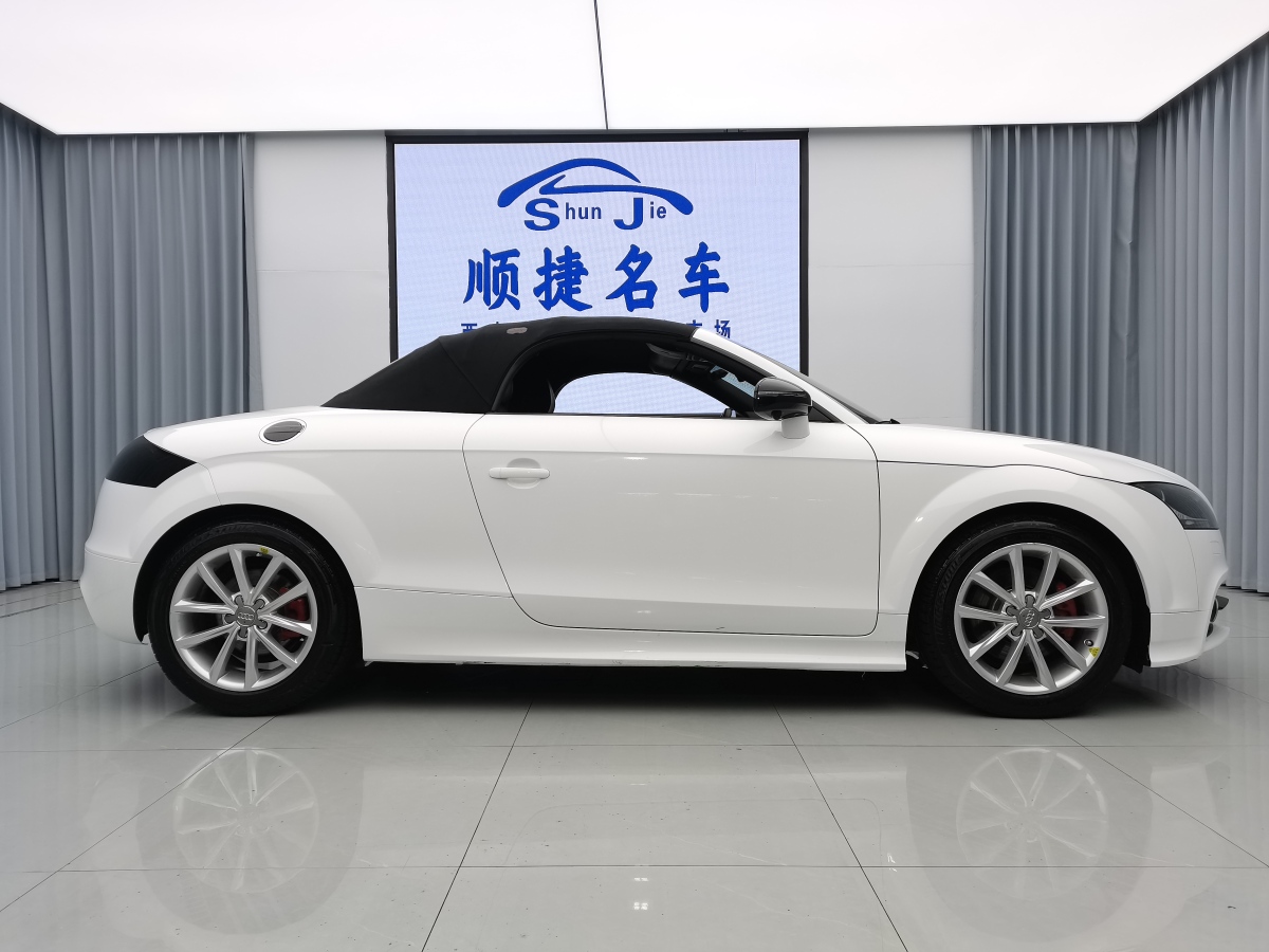 奥迪 奥迪TT  2012款 TT Roadster 2.0TFSI典雅版图片