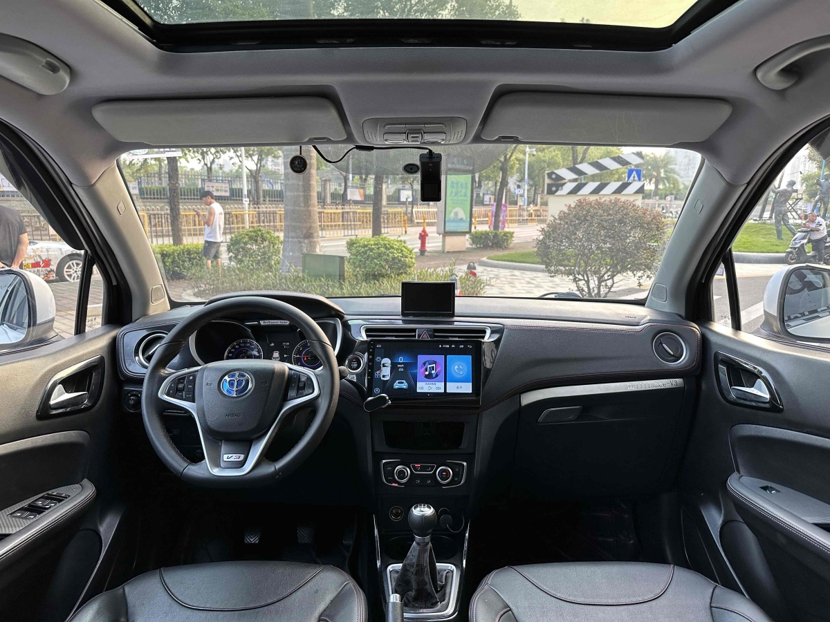 中華 V3  2019款  1.5T 手動(dòng)旗艦型圖片